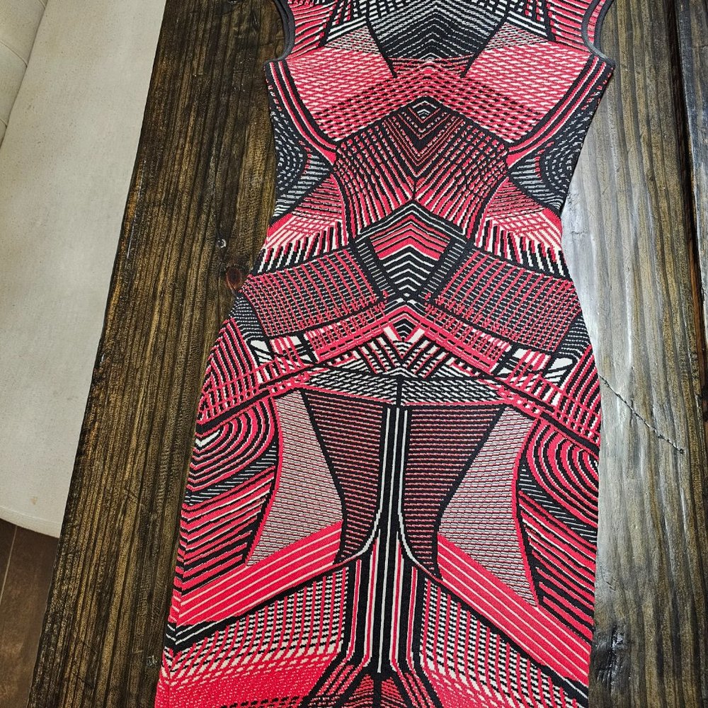 NWT RVN - Picture 2 of 2